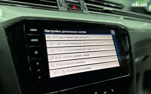 Volkswagen Passat 2021 - фото 17