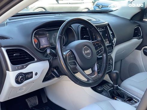 Jeep Cherokee 2020 - фото 24