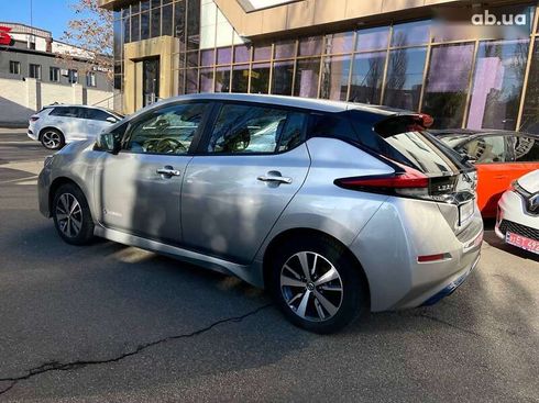 Nissan Leaf 2019 - фото 13