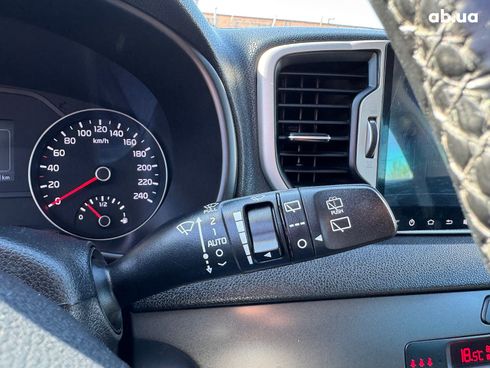 Kia Sportage 2017 красный - фото 26