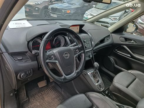 Opel Zafira 2015 бежевый - фото 15