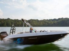 Продажа новий водний транспорт в Україні - купити на Автобазарі