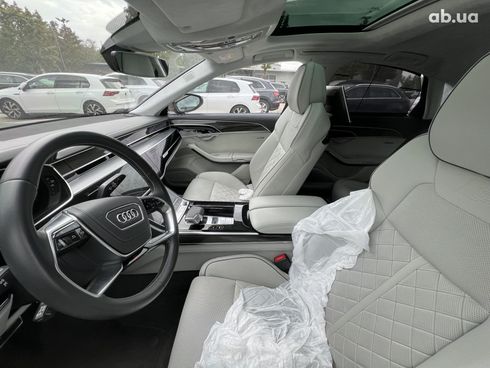 Audi S8 2020 - фото 20