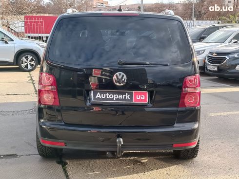 Volkswagen Touran 2007 черный - фото 18