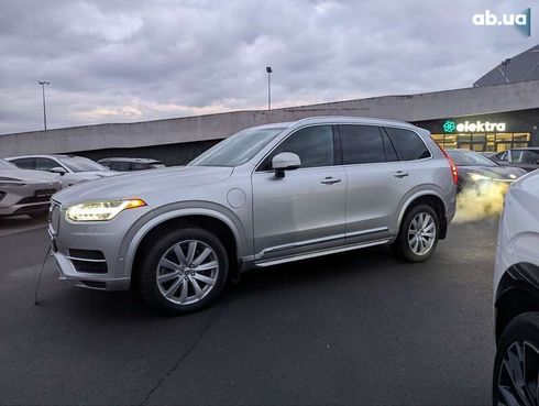 Volvo XC90 2016 - фото 19