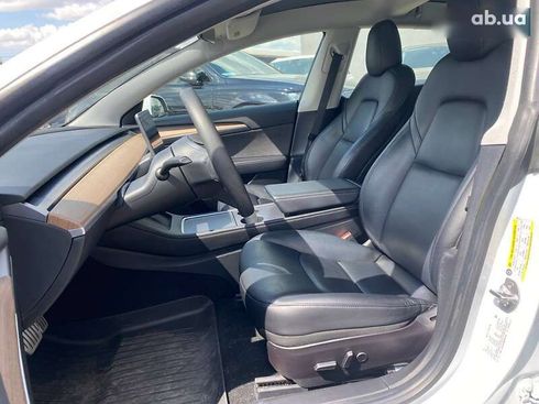 Tesla Model 3 2021 - фото 16