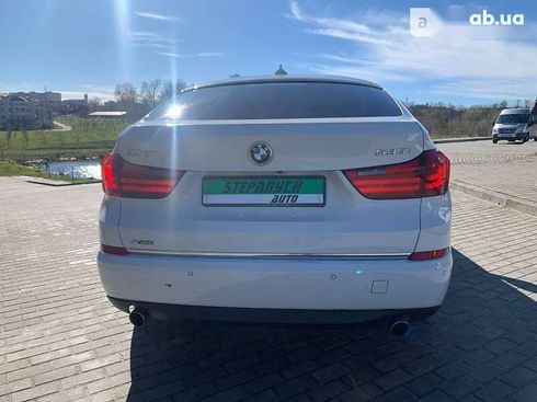 BMW 5 серия 2015 - фото 6