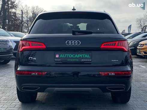 Audi Q5 2018 - фото 12