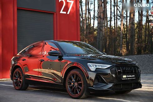 Audi E-Tron 2022 - фото 11
