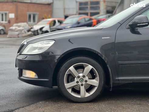 Skoda Octavia 2011 черный - фото 4