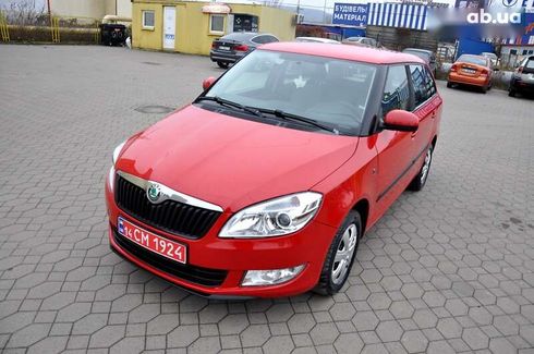 Skoda Fabia 2012 - фото 11