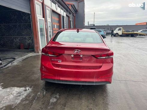 Hyundai Elantra 2017 - фото 5