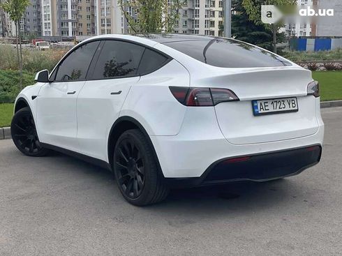 Tesla Model Y 2021 - фото 2