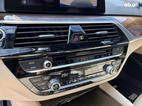 BMW 5 серия 2018 - фото 25
