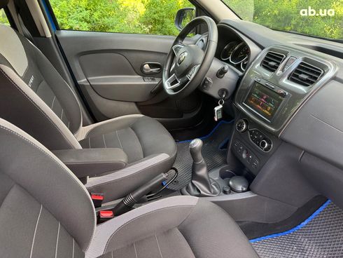 Renault Sandero Stepway 2020 синий - фото 22