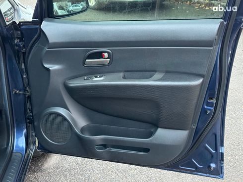 Kia Carens 2007 синий - фото 22