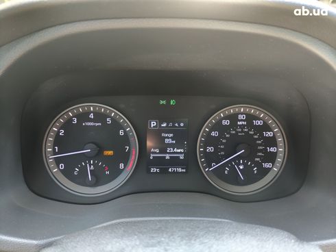 Hyundai Tucson 2018 белый - фото 16