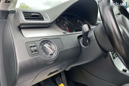 Volkswagen Passat 2011 - фото 12