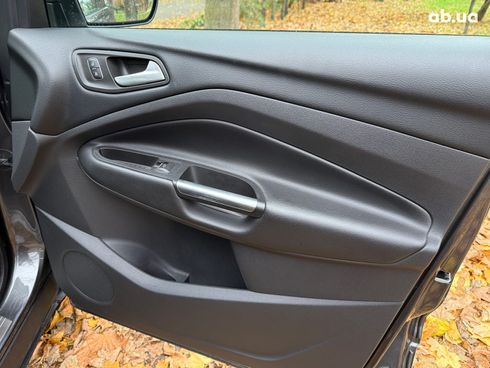 Ford Kuga 2019 серый - фото 22