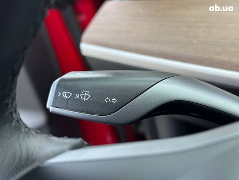 Tesla Model 3 2019 красный - фото 25