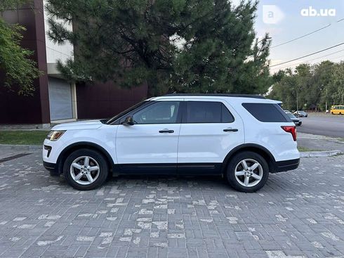 Ford Explorer 2018 - фото 16