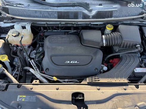 Chrysler Pacifica 2017 - фото 6