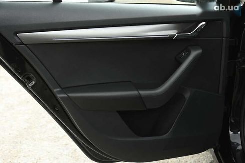 Skoda Octavia 2019 - фото 27