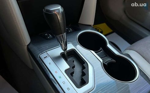 Toyota Camry 2013 - фото 17