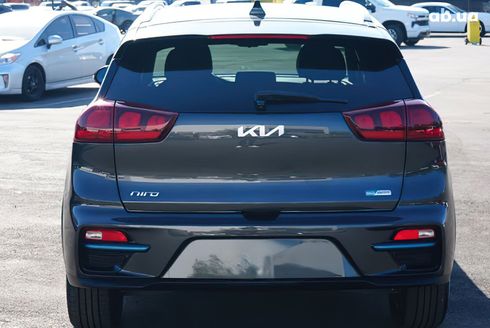 Kia Niro EV 2022 серый - фото 5