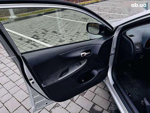 Toyota Corolla 2012 - фото 23