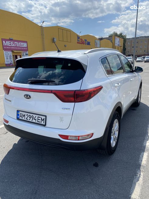 Kia Sportage 2016 белый - фото 3