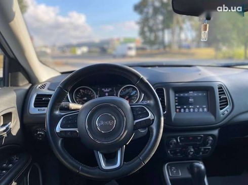 Jeep Compass 2019 - фото 26