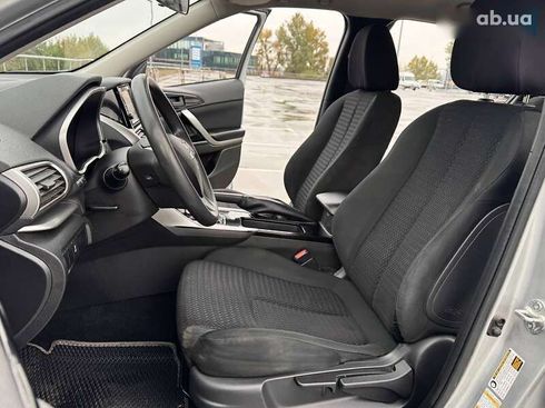 Mitsubishi Eclipse Cross 2018 - фото 17