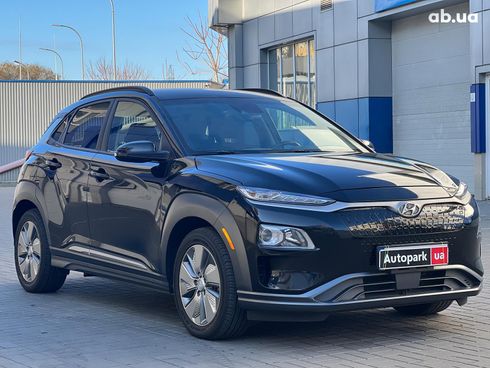 Hyundai Kona Electric 2020 черный - фото 2