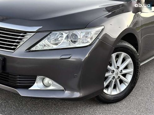 Toyota Camry 2011 - фото 20