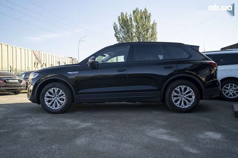 Volkswagen Touareg 2019 - фото 4