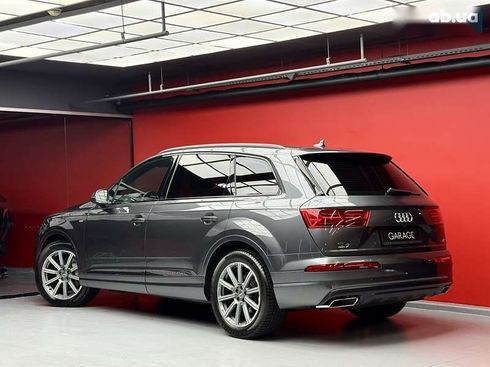 Audi Q7 2019 - фото 30