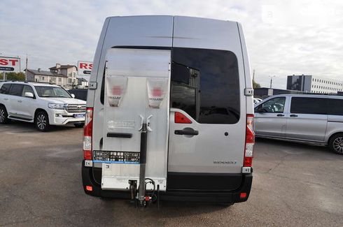 Renault Master 2019 - фото 16