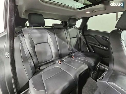 Jaguar F-Pace 2017 - фото 7
