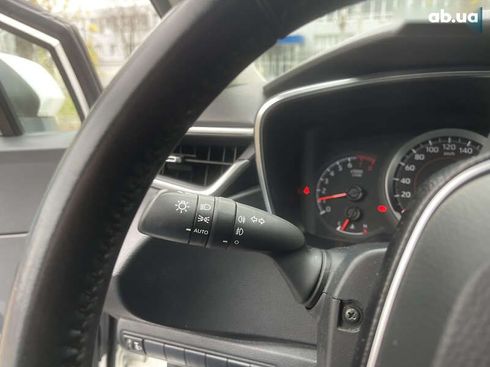Toyota Corolla 2020 - фото 19
