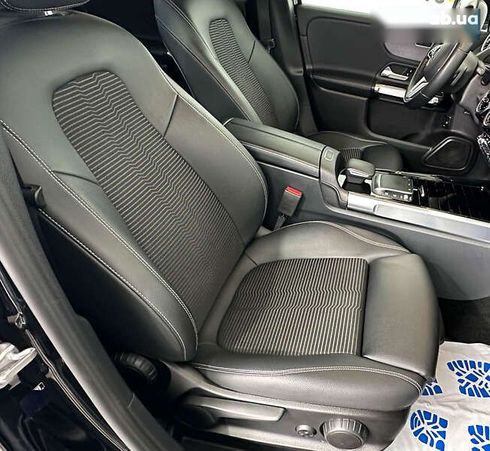 Mercedes-Benz GLB-Класс 2021 - фото 12