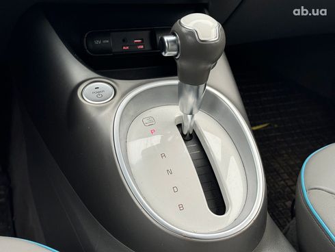 Kia Soul 2017 серый - фото 29
