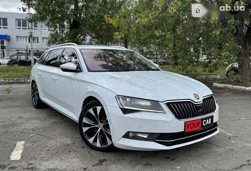 Skoda Superb 2016 - фото 15