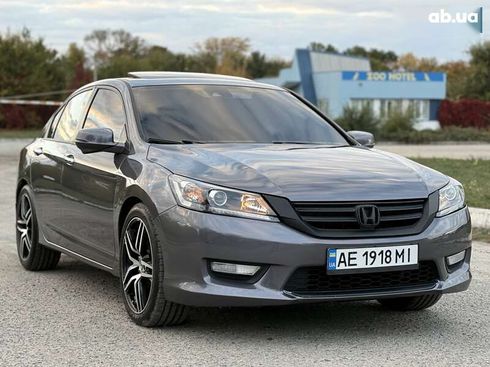 Honda Accord 2014 - фото 16