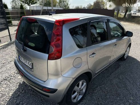 Nissan Note 2007 - фото 17