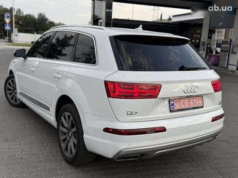 Audi Q7 2018 - фото 10