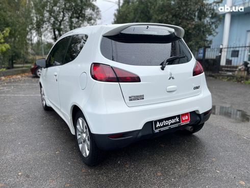 Mitsubishi Colt 2010 белый - фото 35