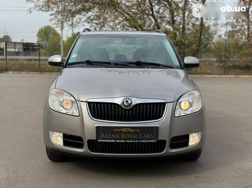 Skoda Fabia 2008 - фото 2