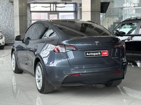 Tesla Model Y 2022 серый - фото 5