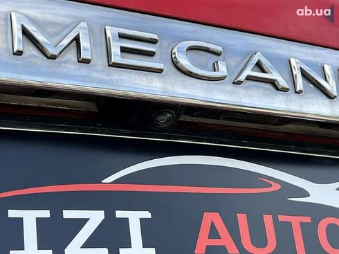 Renault Megane 2017 - фото 18
